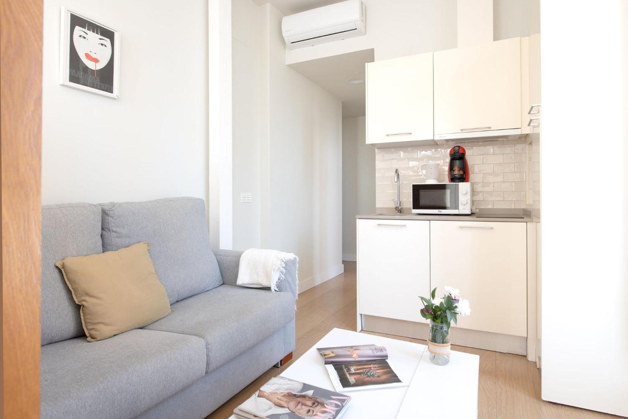 סביליה Opera Apartments Alameda מראה חיצוני תמונה