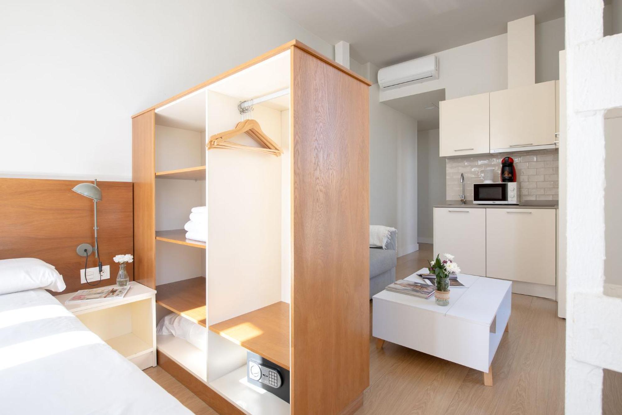 סביליה Opera Apartments Alameda מראה חיצוני תמונה