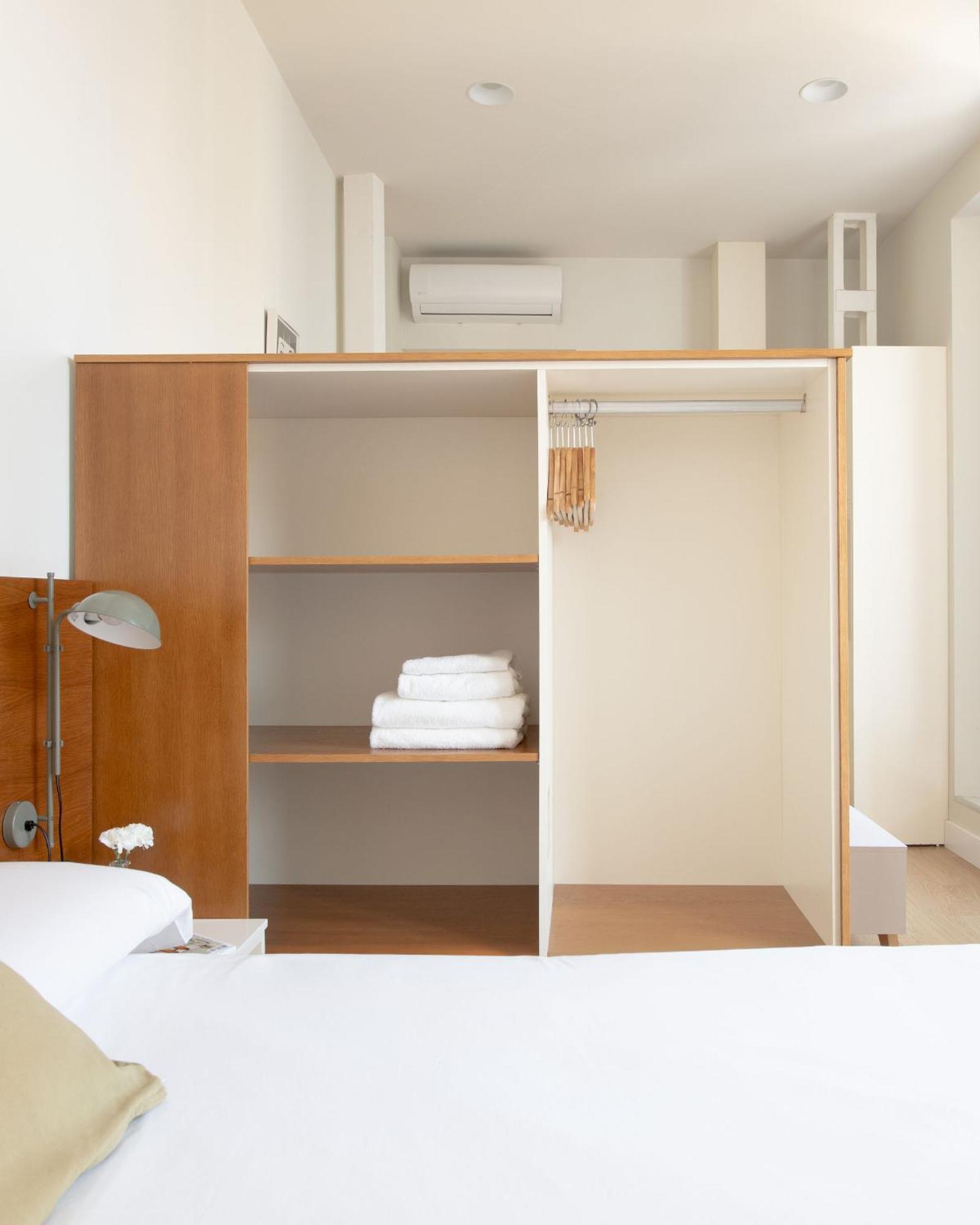 סביליה Opera Apartments Alameda מראה חיצוני תמונה